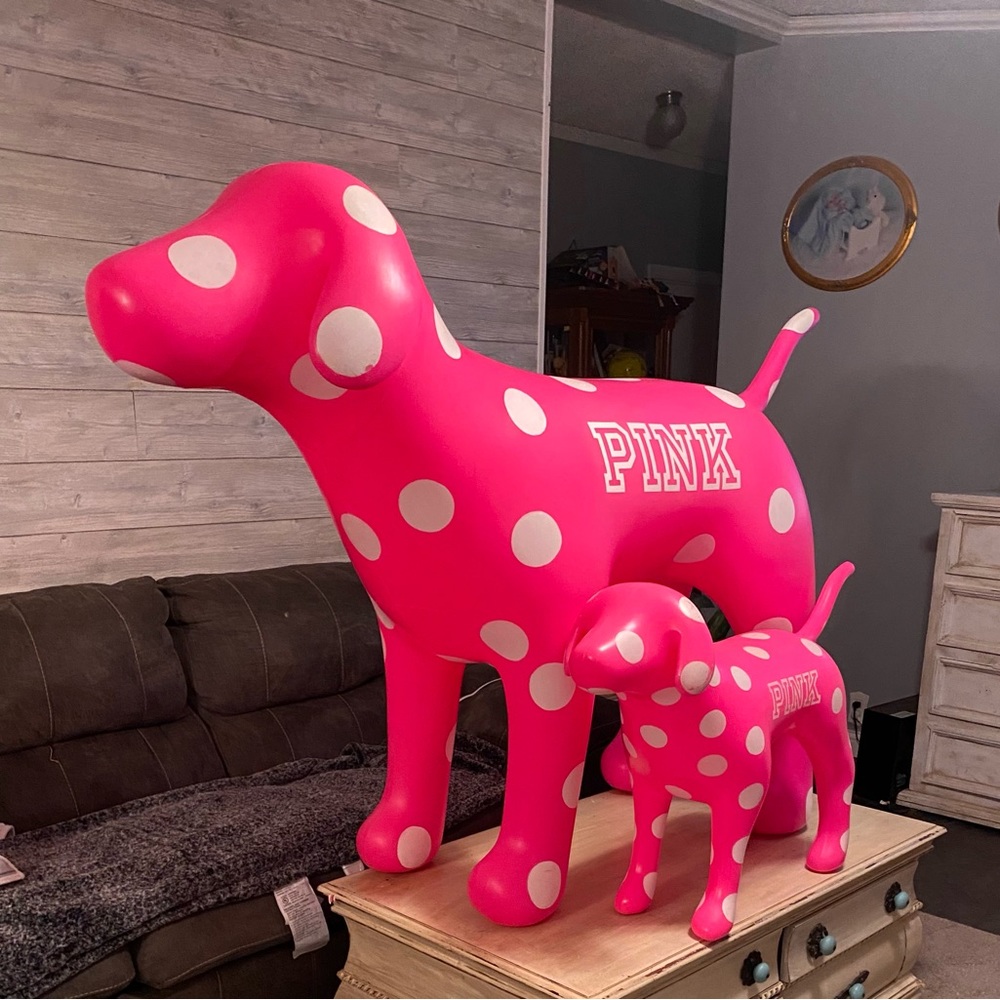 Victoria’s Secret Jumbo Display